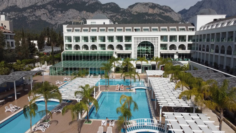 Отель Karmir Resort&Spa 5* (Кармир)